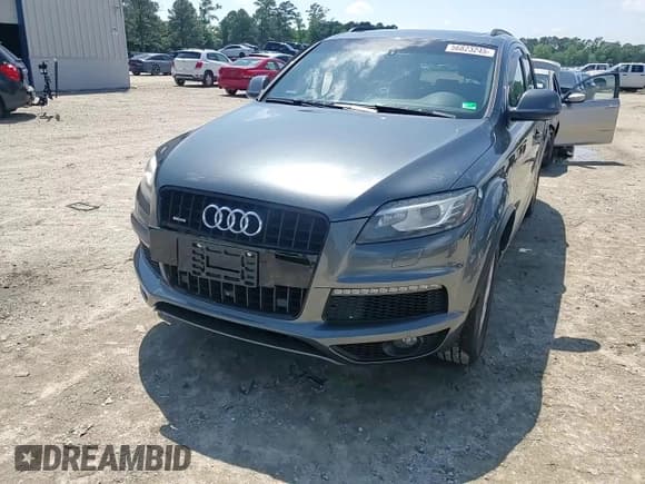 ✅ 2015 Audi Q7 S line Prestige • VIN: WA1DGAFE9FD008020 • Lot: 56823245. Listed on Copart with 162,087 mi. Free auction sales archive from the USA and detailed vehicle history report at DreamBid. Image 13.