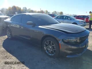 ✅ 2017 Dodge Charger SXT • VIN: 2C3CDXJG2HH653267 • Lot: 43521998. Wystawiony na IAAI z przebiegiem 88 662 mil. Bezpłatny archiwum sprzedaży aukcyjnych z USA i szczegółowy raport historii pojazdu na DreamBid. Zdjęcie 1.