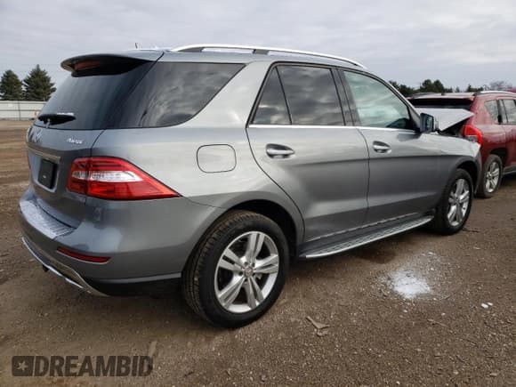 ✅ 2015 Mercedes-Benz M 350 • VIN: 4JGDA5HB5FA593192 • Lot: 67638922. Listed on Copart with 72,860 mi. Free auction sales archive from the USA and detailed vehicle history report at DreamBid. Image 3.