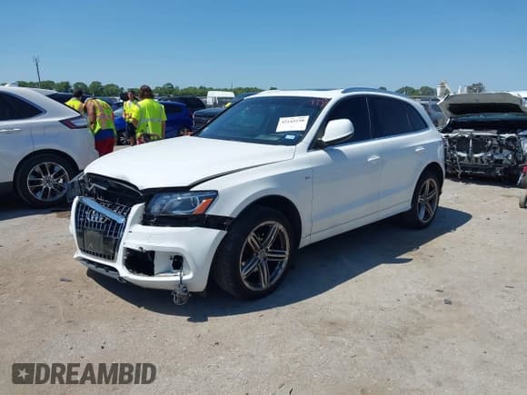 ✅ 2010 Audi Q5 Premium Plus • VIN: WA1MKAFP5AA085851 • Лот: 43143230. Опубликован ранее на IAAI с пробегом 93 637 миль. Бесплатный доступ к архиву аукционных продаж из США и подробный отчёт об истории автомобиля на DreamBid. Изображение 2.