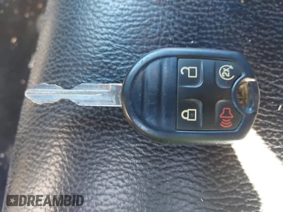 ✅ 2011 Ford F-150 XLT • VIN: 1FTFW1CFXBKD56171 • Lot: 43908299. Listed on IAAI with 223,872 mi. Free auction sales archive from the USA and detailed vehicle history report at DreamBid. Image 11.