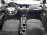 2019 Hyundai Accent SE z VIN 3KPC24A3XKE061485, wystawiony jako Copart lot #49278244 z przebiegiem 102 482 mil mil oraz . Historia ofert i sprzedaży dostępna na DreamBid. Obrazek 8.