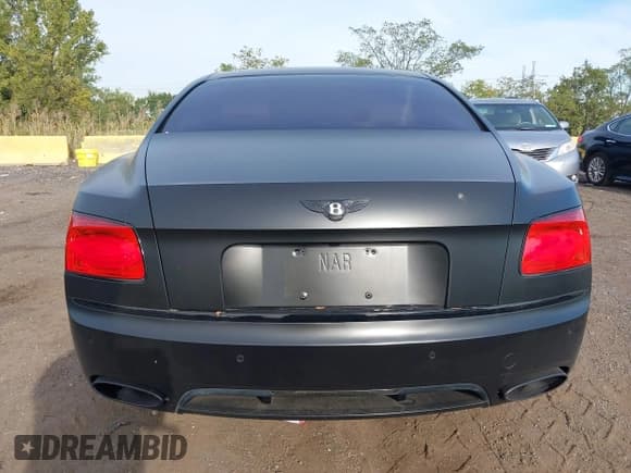 ✅ 2018 Bentley Flying Spur • VIN: SCBEC9ZA2JC070647 • Лот: 43317964. Опубликован ранее на IAAI с пробегом 60 360 миль. Бесплатный доступ к архиву аукционных продаж из США и подробный отчёт об истории автомобиля на DreamBid. Изображение 16.