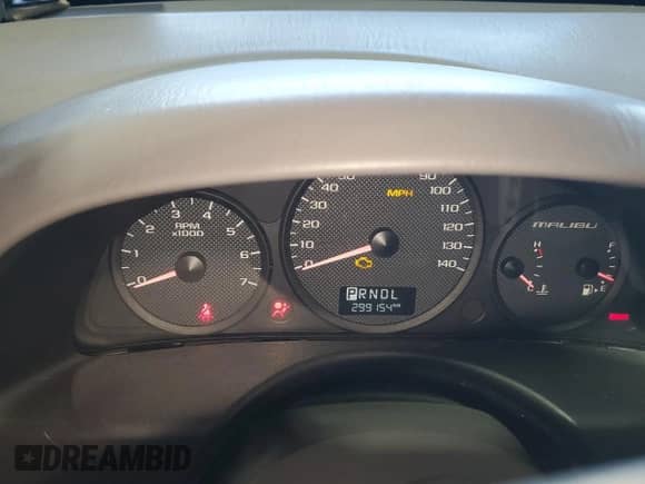 2005 Chevrolet Malibu LS z VIN 1G1ZT54805F289082, wystawiony jako Copart lot #52654434 z przebiegiem 299 154 mil mil oraz Szkoda całkowita • Salvage title. Historia ofert i sprzedaży dostępna na DreamBid. Obrazek 9.