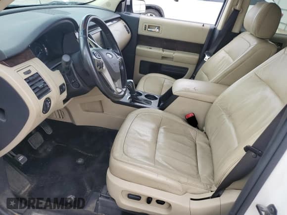 ✅ 2013 Ford Flex Limited • VIN: 2FMHK6D86DBD39720 • Lot: 68497555. Wystawiony na Copart z przebiegiem 208 593 mil. Bezpłatny archiwum sprzedaży aukcyjnych z USA i szczegółowy raport historii pojazdu na DreamBid. Zdjęcie 7.