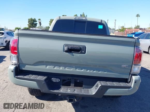 ✅ 2022 Toyota Tacoma SR5 • VIN: 3TMAZ5CN3NM166662 • Lot: 43539107. Listed on IAAI with 35,777 mi. Free auction sales archive from the USA and detailed vehicle history report at DreamBid. Image 16.