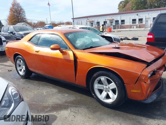 ✅ 2011 Dodge Challenger • VIN: 2B3CJ4DG3BH596522 • Lot: 43671597. Listed on IAAI with 87,073 mi. Free auction sales archive from the USA and detailed vehicle history report at DreamBid. Image 13.