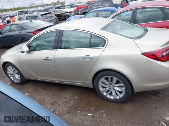✅ 2014 Buick Regal Premium I • VIN: 2G4GN5EX0E9169205 • Lot: 42037716. Listed on IAAI with 157,452 mi. Free auction sales archive from the USA and detailed vehicle history report at DreamBid. Image 14.