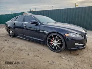 ✅ 2016 Jaguar XJ R-Sport • VIN: SAJWJ1CD5G8W00151 • Lot: 93745395. Wystawiony na Copart z przebiegiem 115 193 mil. Bezpłatny archiwum sprzedaży aukcyjnych z USA i szczegółowy raport historii pojazdu na DreamBid. Zdjęcie 4.