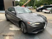 ✅ 2017 Alfa Romeo Giulia Ti • VIN: ZARFAEEN9H7544398 • Lot: 53180675. Wystawiony na Copart z przebiegiem 133 197 mil. Bezpłatny archiwum sprzedaży aukcyjnych z USA i szczegółowy raport historii pojazdu na DreamBid. Zdjęcie 1.