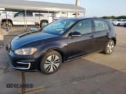 ✅ 2016 Volkswagen Golf SE • VIN: WVWKP7AU4GW913009 • Lot: 64078675. Wystawiony na Copart z przebiegiem 69 809 mil. Bezpłatny archiwum sprzedaży aukcyjnych z USA i szczegółowy raport historii pojazdu na DreamBid. Zdjęcie 1.