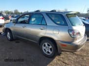 ✅ 2001 Lexus RX 300 • VIN: JTJGF10U610101161 • Lot: 43666427. Listed on IAAI with 178,375 mi. Free auction sales archive from the USA and detailed vehicle history report at DreamBid. Image 3.