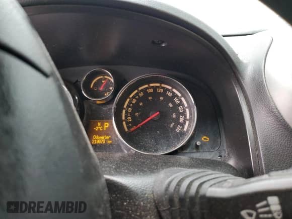 2009 Saturn VUE XE z VIN 3GSCL33P59S599177, wystawiony jako Copart lot #83476834 z przebiegiem 219 670 mil mil oraz Szkoda całkowita • Salvage title. Historia ofert i sprzedaży dostępna na DreamBid. Obrazek 9.