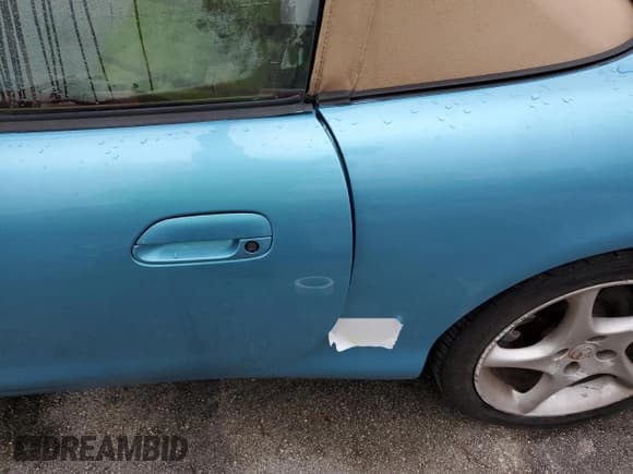 ✅ 2002 Mazda MX-5 Miata Cloth • VIN: JM1NB353920221121 • Lot: 74083274. Wystawiony na Copart z przebiegiem Nie podano. Bezpłatny archiwum sprzedaży aukcyjnych z USA i szczegółowy raport historii pojazdu na DreamBid. Zdjęcie 12.