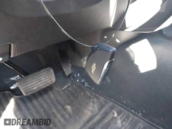 2022 Chevrolet Silverado 1500 Custom Trail Boss with VIN 3GCPDCED7NG682474, listed as a IAAI auction lot 42160845 with 19,528 mi miles and . Bid and sale history available at DreamBid. Image 11.