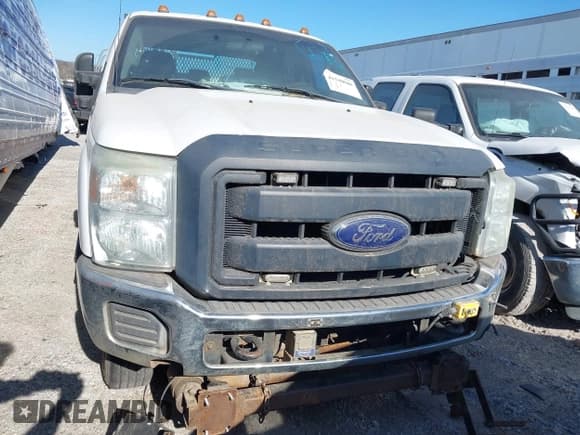 ✅ 2015 Ford F-250 Lariat • VIN: 1FT7W2B67FEC66539 • Lot: 41540060. Listed on IAAI with 282,737 mi. Free auction sales archive from the USA and detailed vehicle history report at DreamBid. Image 12.