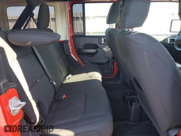 ✅ 2019 Jeep Wrangler Unlimited Sport S • VIN: 1C4HJXDN8KW588633 • Lot: 92622205. Listed on Copart with 101,810 mi. Free auction sales archive from the USA and detailed vehicle history report at DreamBid. Image 10.