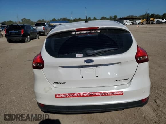 ✅ 2016 Ford Focus Titanium • VIN: 1FADP3N29GL321266 • Lot: 87236735. Wystawiony na Copart z przebiegiem 45 481 mil. Bezpłatny archiwum sprzedaży aukcyjnych z USA i szczegółowy raport historii pojazdu na DreamBid. Zdjęcie 6.