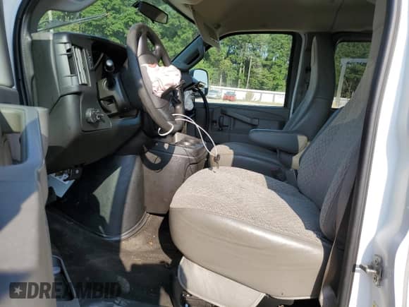 2016 Chevrolet Express Passenger LT с VIN 1GAZGPFG9G1296066, выставлен на аукционе Copart как лот 67392114 с пробегом Не указан миль и Списание • Salvage title. История ставок и продаж доступна на DreamBid. Изображение 7.