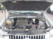 ✅ 2010 Mercury Mariner Premier • VIN: 4M2CN9HG6AKJ21345 • Lot: 41781411. Wystawiony na IAAI z przebiegiem 76 430 mil. Bezpłatny archiwum sprzedaży aukcyjnych z USA i szczegółowy raport historii pojazdu na DreamBid. Zdjęcie 10.