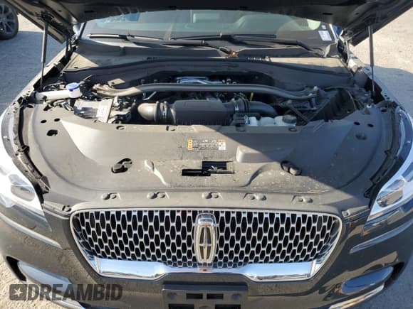 ✅ 2024 Lincoln Aviator Reserve • VIN: 5LM5J7XCXRGL09578 • Lot: 53078235. Listed on Copart with 4,596 mi. Free auction sales archive from the USA and detailed vehicle history report at DreamBid. Image 12.