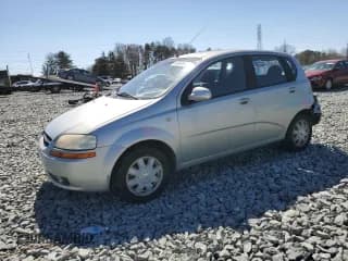 ✅ 2005 Chevrolet Aveo LS • VIN: KL1TD626X5B317681 • Lot: 47705325. Wystawiony na Copart z przebiegiem 63 458 mil. Bezpłatny archiwum sprzedaży aukcyjnych z USA i szczegółowy raport historii pojazdu na DreamBid. Zdjęcie 1.
