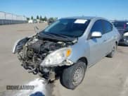 ✅ 2013 Nissan Versa S Plus • VIN: 3N1CN7AP0DL881295 • Lot: 42474410. Wystawiony na IAAI z przebiegiem 158 349 mil. Bezpłatny archiwum sprzedaży aukcyjnych z USA i szczegółowy raport historii pojazdu na DreamBid. Zdjęcie 19.