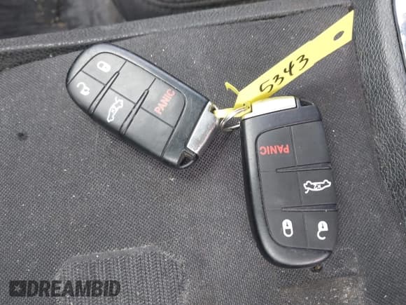 ✅ 2019 Dodge Charger Police • VIN: 2C3CDXAT6KH688754 • Lot: 43545344. Wystawiony na IAAI z przebiegiem 66 363 mil. Bezpłatny archiwum sprzedaży aukcyjnych z USA i szczegółowy raport historii pojazdu na DreamBid. Zdjęcie 11.