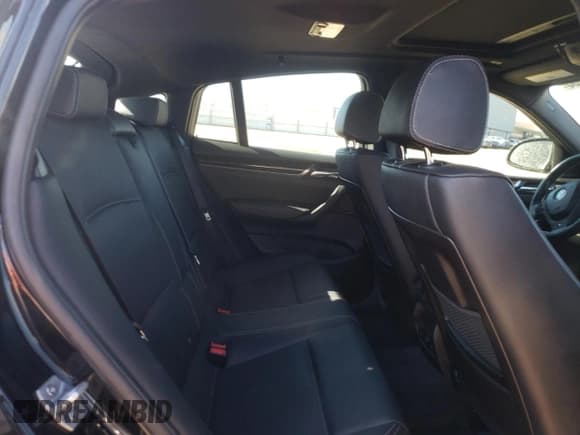 ✅ 2016 BMW X4 xDrive35i • VIN: 5UXXW5C50G0N91571 • Lot: 40427663. Wystawiony na Copart z przebiegiem 47 759 mil. Bezpłatny archiwum sprzedaży aukcyjnych z USA i szczegółowy raport historii pojazdu na DreamBid. Zdjęcie 10.