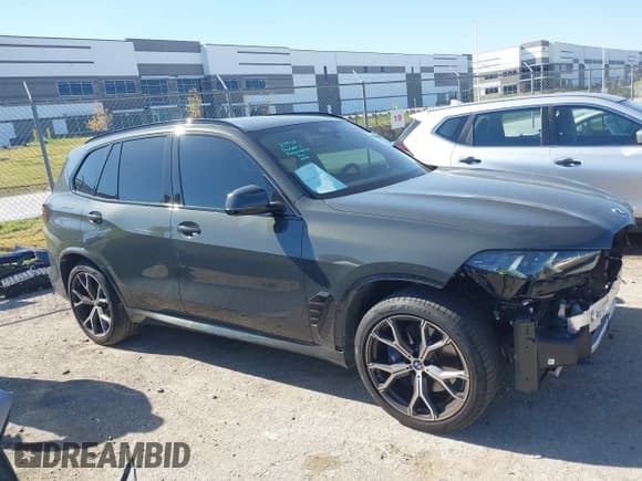 ✅ 2024 BMW X5 xDrive40i • VIN: 5UX23EU01R9U76742 • Lot: 43604412. Listed on IAAI with 19,294 mi. Free auction sales archive from the USA and detailed vehicle history report at DreamBid. Image 14.