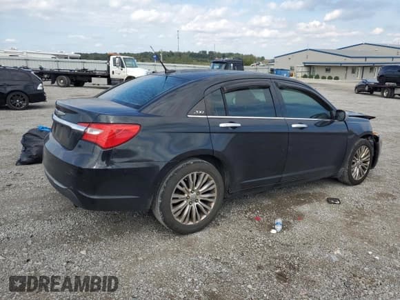 ✅ 2011 Chrysler 200 Limited • VIN: 1C3BC2FB9BN500592 • Lot: 81835705. Listed on Copart with 198,497 mi. Free auction sales archive from the USA and detailed vehicle history report at DreamBid. Image 3.