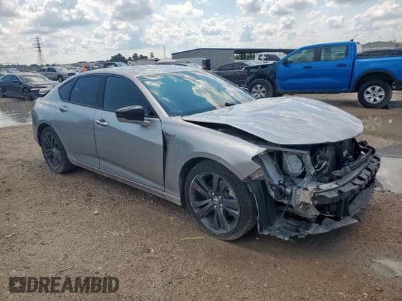 ✅ 2021 Acura TLX w/A-Spec Package • VIN: 19UUB6F50MA003208 • Lot: 71183255. Wystawiony na Copart z przebiegiem 56 281 mil. Bezpłatny archiwum sprzedaży aukcyjnych z USA i szczegółowy raport historii pojazdu na DreamBid. Zdjęcie 4.