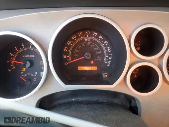 ✅ 2008 Toyota Tundra • VIN: 5TFET54158X019997 • Лот: 84028114. Опубликован ранее на Copart с пробегом 195 311 миль. Бесплатный доступ к архиву аукционных продаж из США и подробный отчёт об истории автомобиля на DreamBid. Изображение 9.