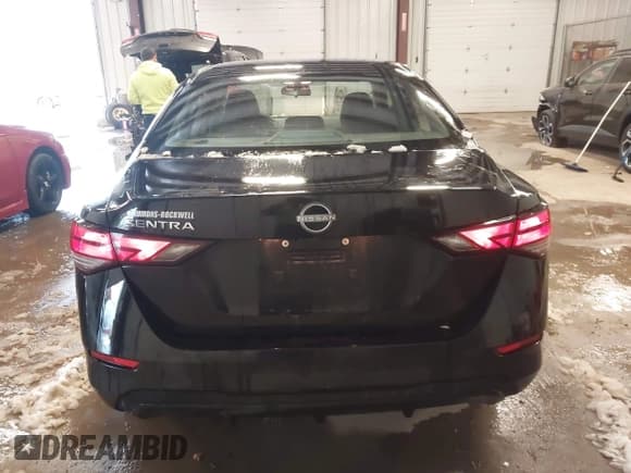 ✅ 2024 Nissan Sentra S • VIN: 3N1AB8BV5RY243332 • Lot: 43829175. Listed on IAAI with 38,971 mi. Free auction sales archive from the USA and detailed vehicle history report at DreamBid. Image 16.