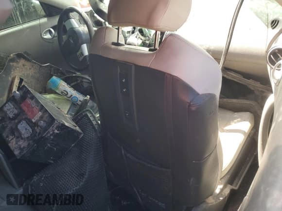 ✅ 2005 Nissan 350Z Touring • VIN: JN1AZ36A15M754779 • Lot: 52346015. Wystawiony na Copart z przebiegiem Nie podano. Bezpłatny archiwum sprzedaży aukcyjnych z USA i szczegółowy raport historii pojazdu na DreamBid. Zdjęcie 8.