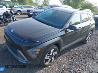 ✅ 2024 Hyundai Kona Limited • VIN: KM8HECA31RU052883 • Лот: 42775977. Опубликован ранее на IAAI с пробегом 16 431 миль. Бесплатный доступ к архиву аукционных продаж из США и подробный отчёт об истории автомобиля на DreamBid. Изображение 2.