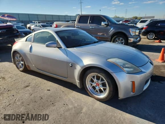 ✅ 2004 Nissan 350Z Enthusiast • VIN: JN1AZ34D74T151370 • Lot: 71468925. Wystawiony na Copart z przebiegiem 173 414 mil. Bezpłatny archiwum sprzedaży aukcyjnych z USA i szczegółowy raport historii pojazdu na DreamBid. Zdjęcie 4.