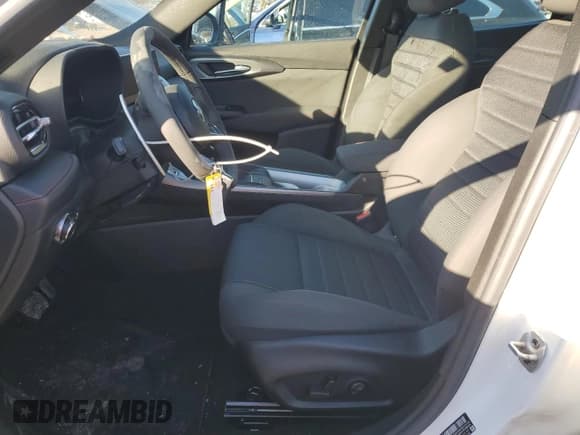 ✅ 2024 Dodge Hornet R/T • VIN: ZACPDFCW0R3A21810 • Lot: 42248845. Listed on Copart with 7,913 mi. Free auction sales archive from the USA and detailed vehicle history report at DreamBid. Image 7.