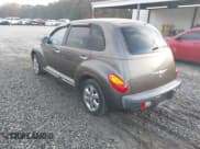 ✅ 2002 Chrysler PT Cruiser Limited • VIN: 3C8FY68B52T358808 • Lot: 43775874. Wystawiony na IAAI z przebiegiem 206 992 mil. Bezpłatny archiwum sprzedaży aukcyjnych z USA i szczegółowy raport historii pojazdu na DreamBid. Zdjęcie 3.