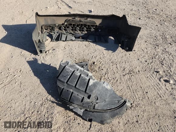 ✅ 2016 Ford Mustang EcoBoost Premium • VIN: 1FATP8UH8G5308043 • Lot: 84994585. Listed on Copart with 104,590 mi. Free auction sales archive from the USA and detailed vehicle history report at DreamBid. Image 12.