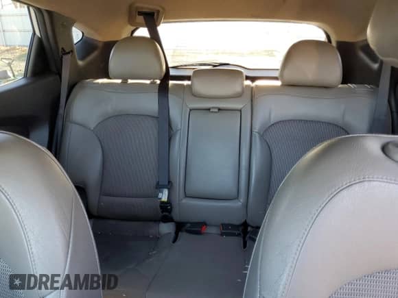 2015 Hyundai Tucson GLS z VIN KM8JTCAF2FU070774, wystawiony jako Copart lot #41306854 z przebiegiem 124 581 mil mil oraz . Historia ofert i sprzedaży dostępna na DreamBid. Obrazek 10.