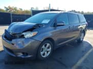 ✅ 2011 Toyota Sienna LE • VIN: 5TDKK3DCXBS039574 • Lot: 43610384. Listed on IAAI with 241,626 mi. Free auction sales archive from the USA and detailed vehicle history report at DreamBid. Image 17.