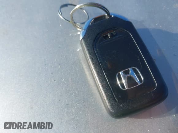 ✅ 2018 Honda Accord Sport • VIN: 1HGCV2F3XJA009216 • Lot: 43358243. Wystawiony na IAAI z przebiegiem 93 081 mil. Bezpłatny archiwum sprzedaży aukcyjnych z USA i szczegółowy raport historii pojazdu na DreamBid. Zdjęcie 11.