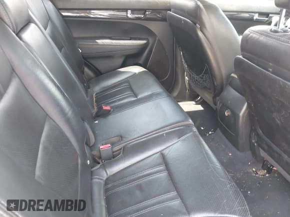 ✅ 2012 Kia Sorento SX • VIN: 5XYKW4A23CG262639 • Lot: 43101858. Wystawiony na IAAI z przebiegiem Nie podano. Bezpłatny archiwum sprzedaży aukcyjnych z USA i szczegółowy raport historii pojazdu na DreamBid. Zdjęcie 8.