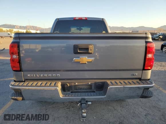 2015 Chevrolet Silverado 1500 LT z VIN 1GCRCREC4FZ262324, wystawiony jako Copart lot #84000115 z przebiegiem 129 765 mil mil oraz Szkoda całkowita • Salvage title. Historia ofert i sprzedaży dostępna na DreamBid. Obrazek 6.