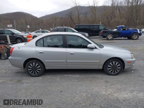 ✅ 2005 Hyundai Elantra GLS • VIN: KMHDN46D55U025542 • Lot: 41845802. Wystawiony na IAAI z przebiegiem 128 164 mil. Bezpłatny archiwum sprzedaży aukcyjnych z USA i szczegółowy raport historii pojazdu na DreamBid. Zdjęcie 13.