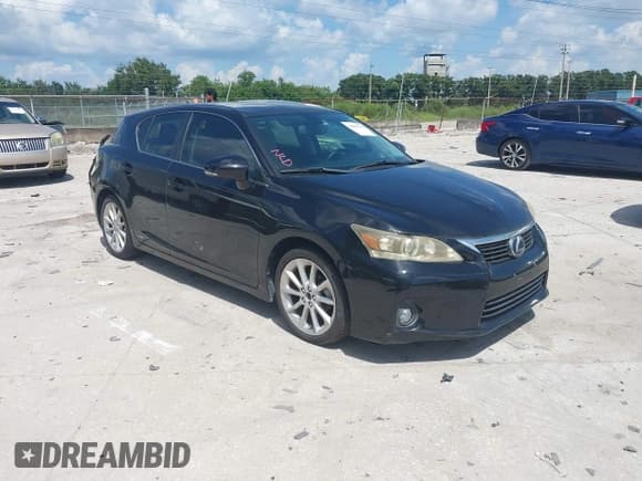 ✅ 2013 Lexus CT 200h • VIN: JTHKD5BH5D2128546 • Lot: 42882767. Listed on IAAI with 217,505 mi. Free auction sales archive from the USA and detailed vehicle history report at DreamBid. Image 1.