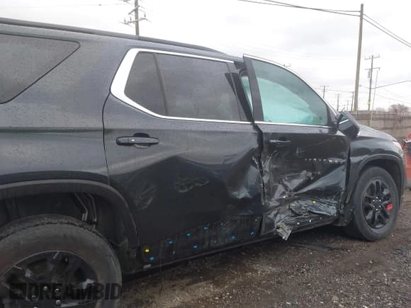 ✅ 2021 Chevrolet Traverse LT Cloth • VIN: 1GNERGKW9MJ234571 • Лот: 41844031. Опубликован ранее на IAAI с пробегом 58 785 миль. Бесплатный доступ к архиву аукционных продаж из США и подробный отчёт об истории автомобиля на DreamBid. Изображение 17.