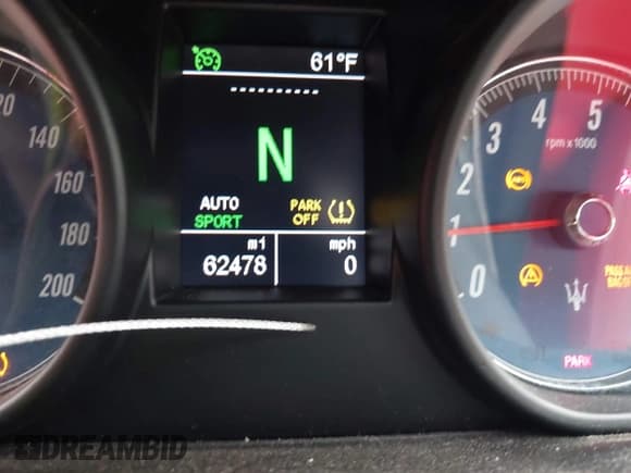 ✅ 2009 Maserati GranTurismo • VIN: ZAMHJ45A890043342 • Lot: 43878779. Wystawiony na IAAI z przebiegiem 62 478 mil. Bezpłatny archiwum sprzedaży aukcyjnych z USA i szczegółowy raport historii pojazdu na DreamBid. Zdjęcie 7.