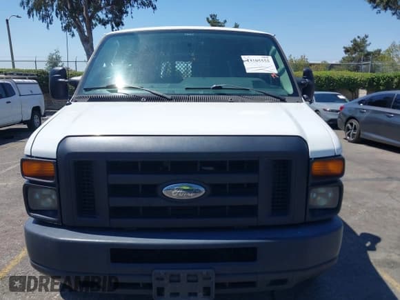 ✅ 2012 Ford Econoline Cargo Recreational • VIN: 1FTNE2EL5CDA97795 • Lot: 43105555. Wystawiony na IAAI z przebiegiem 131 400 mil. Bezpłatny archiwum sprzedaży aukcyjnych z USA i szczegółowy raport historii pojazdu na DreamBid. Zdjęcie 12.